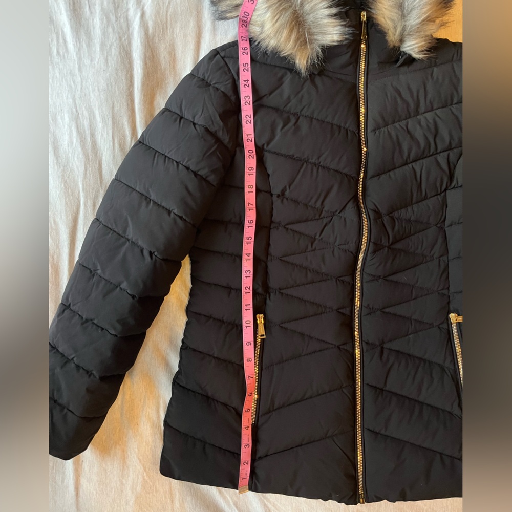 NWT Laundry By Shelli Segal Womens L Black Quilted Puffer Jacket & Faux Fur Hood - Picture 11 of 16